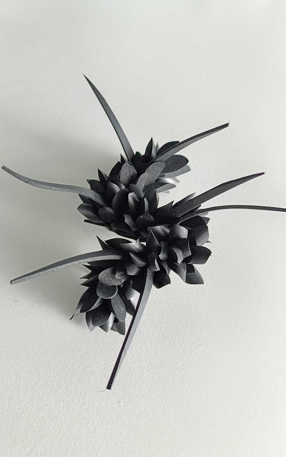 Ryujin Brooch product photo.
