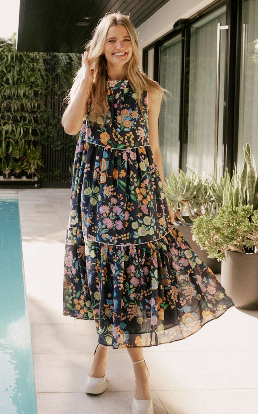 Portofino Dress product photo.