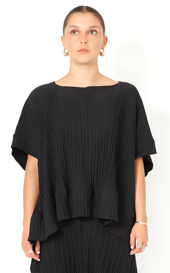 Astrid Top product photo.