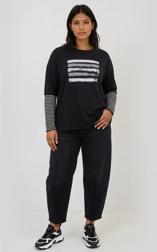 Noir Top product photo.