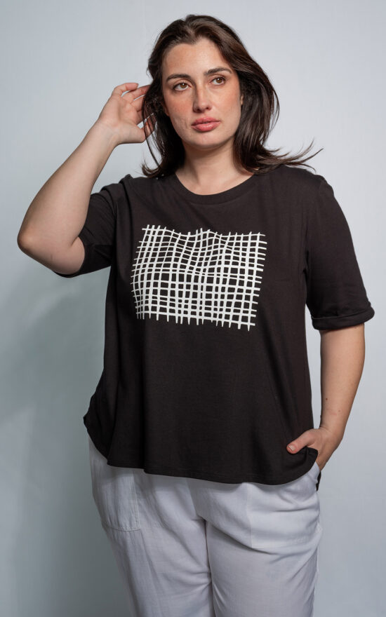 Gauze Tee With Print product photo.