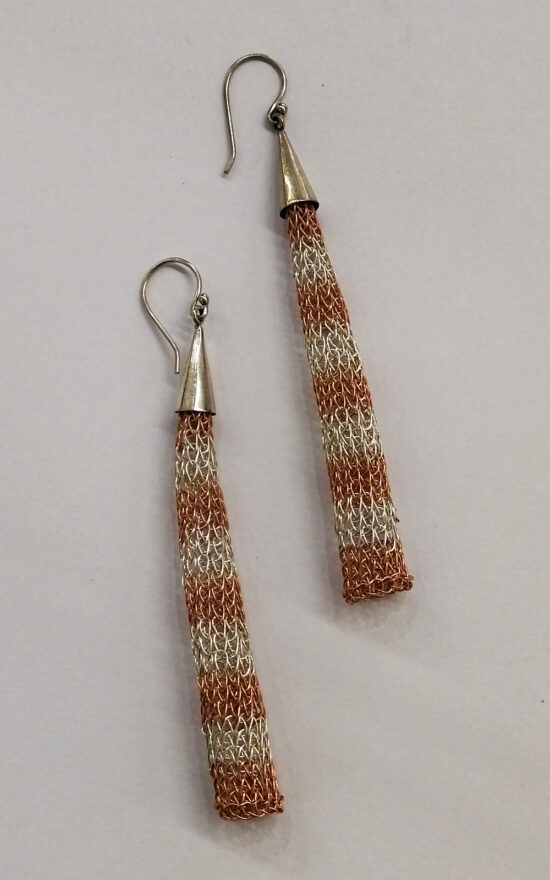 Ling Cylinder Earring product photo.