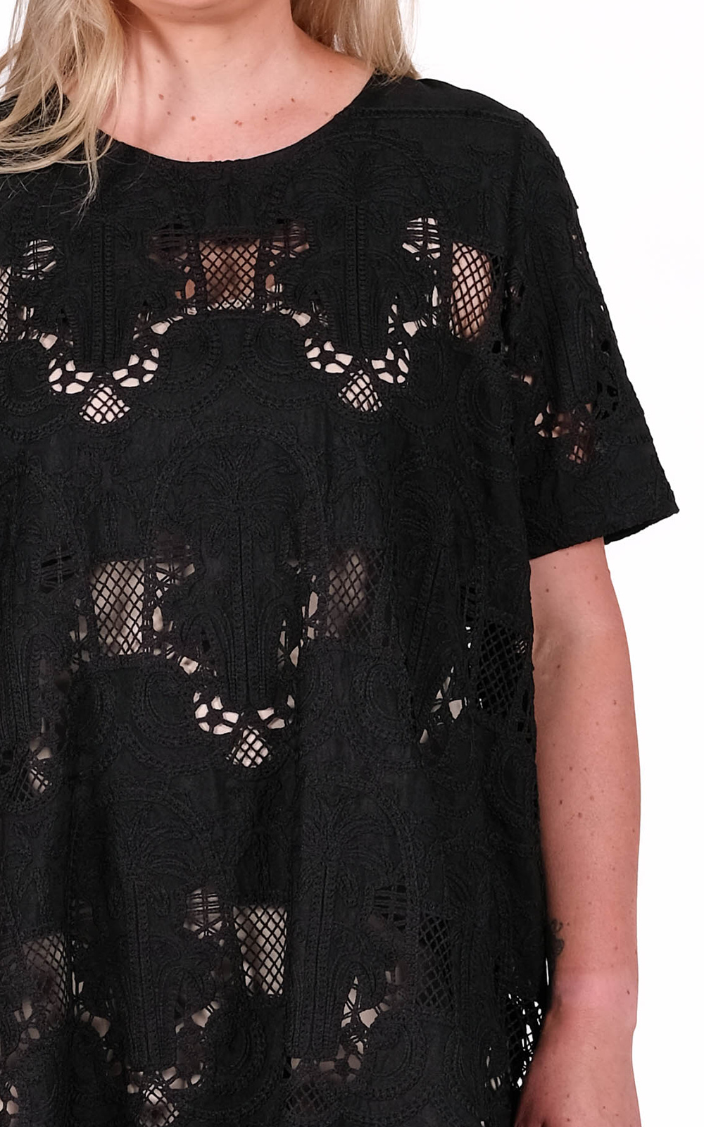 August Dress product photo.