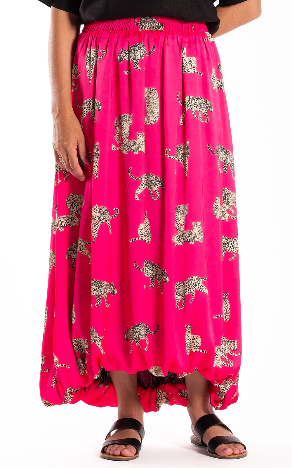 Gallery Skirt product photo.