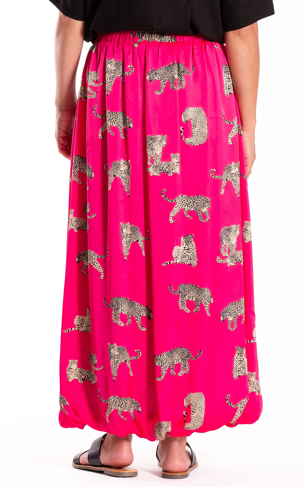 Gallery Skirt product photo.