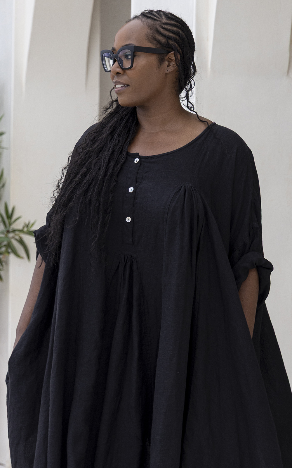 Shiva Dress Linen product photo.