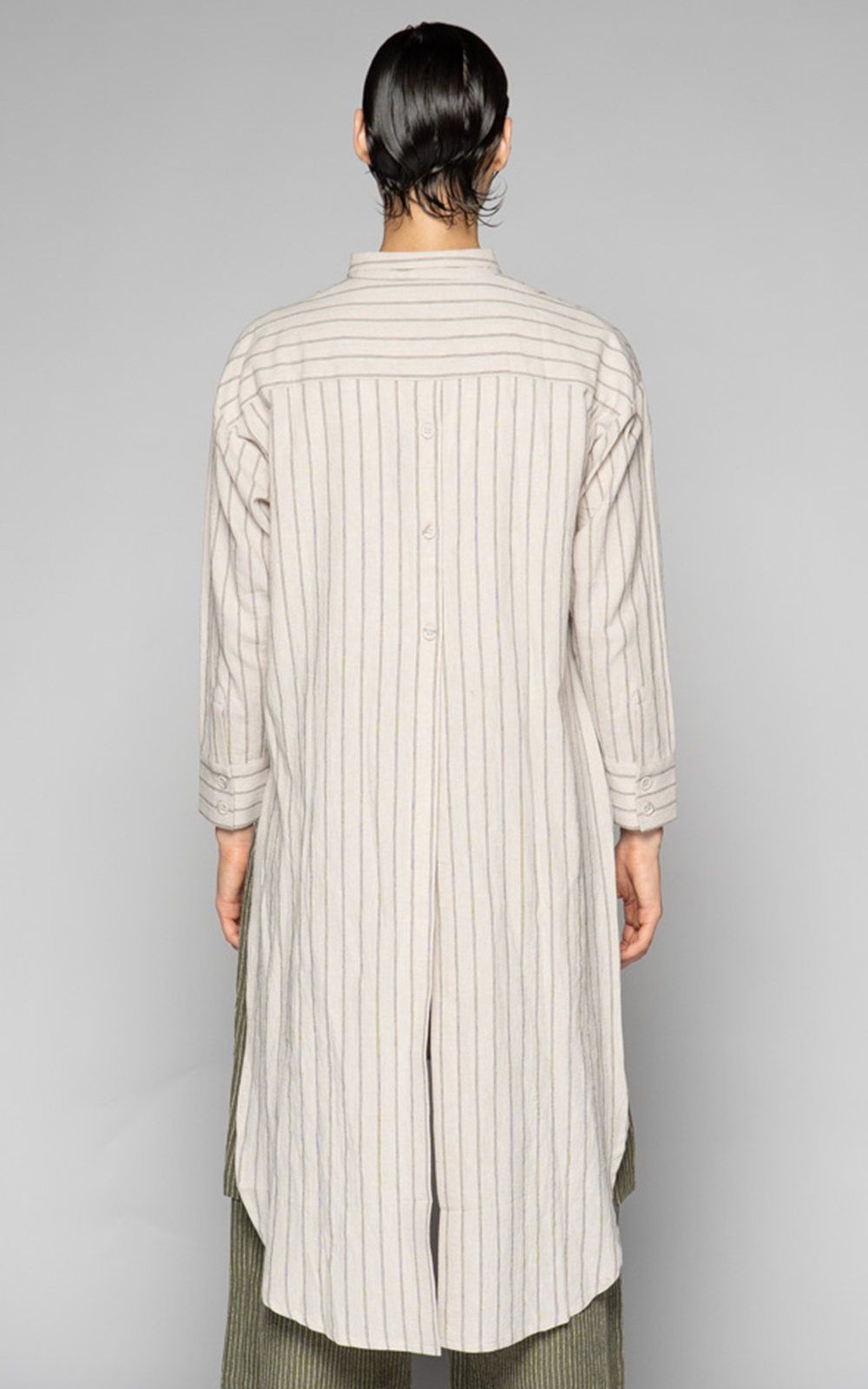 Komichi Long Shirt product photo.