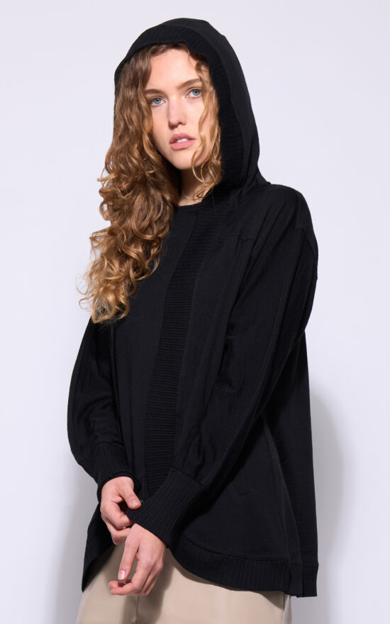 The Weekender Merino product photo.