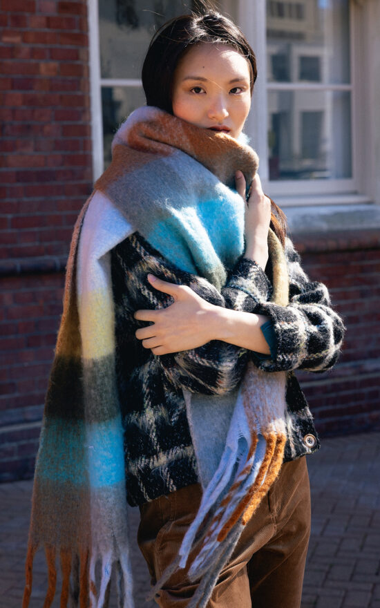 Jumbo Scarf  product photo.