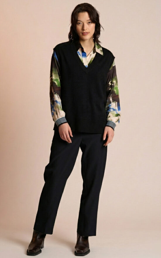 Ivy Vest product photo.