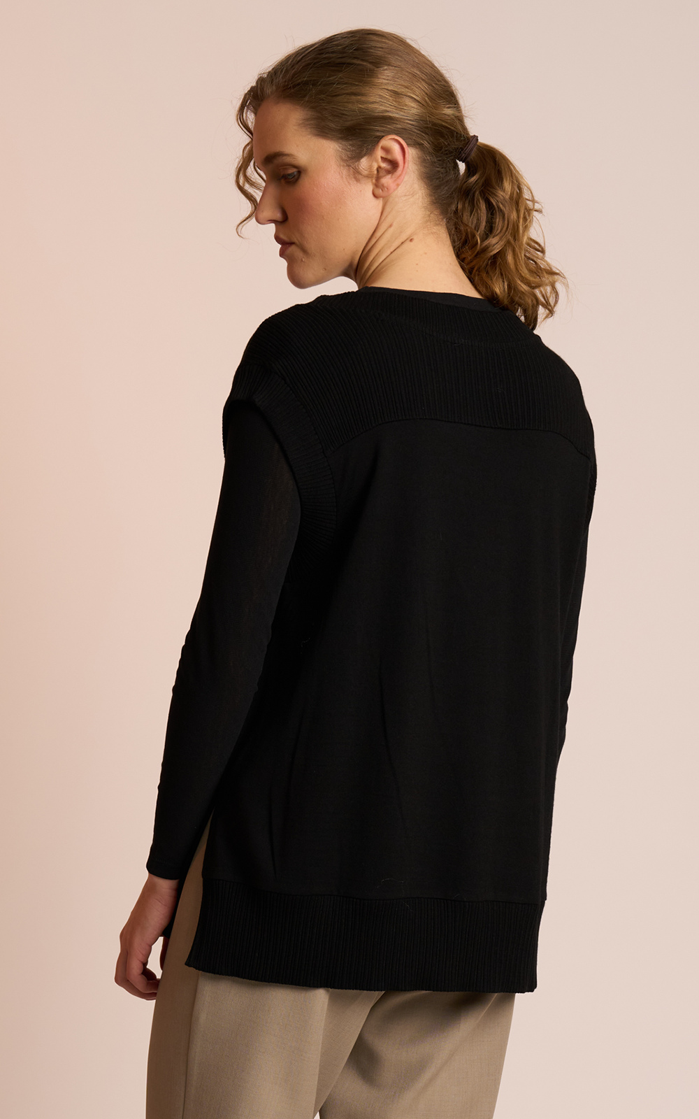 Ivy Vest product photo.