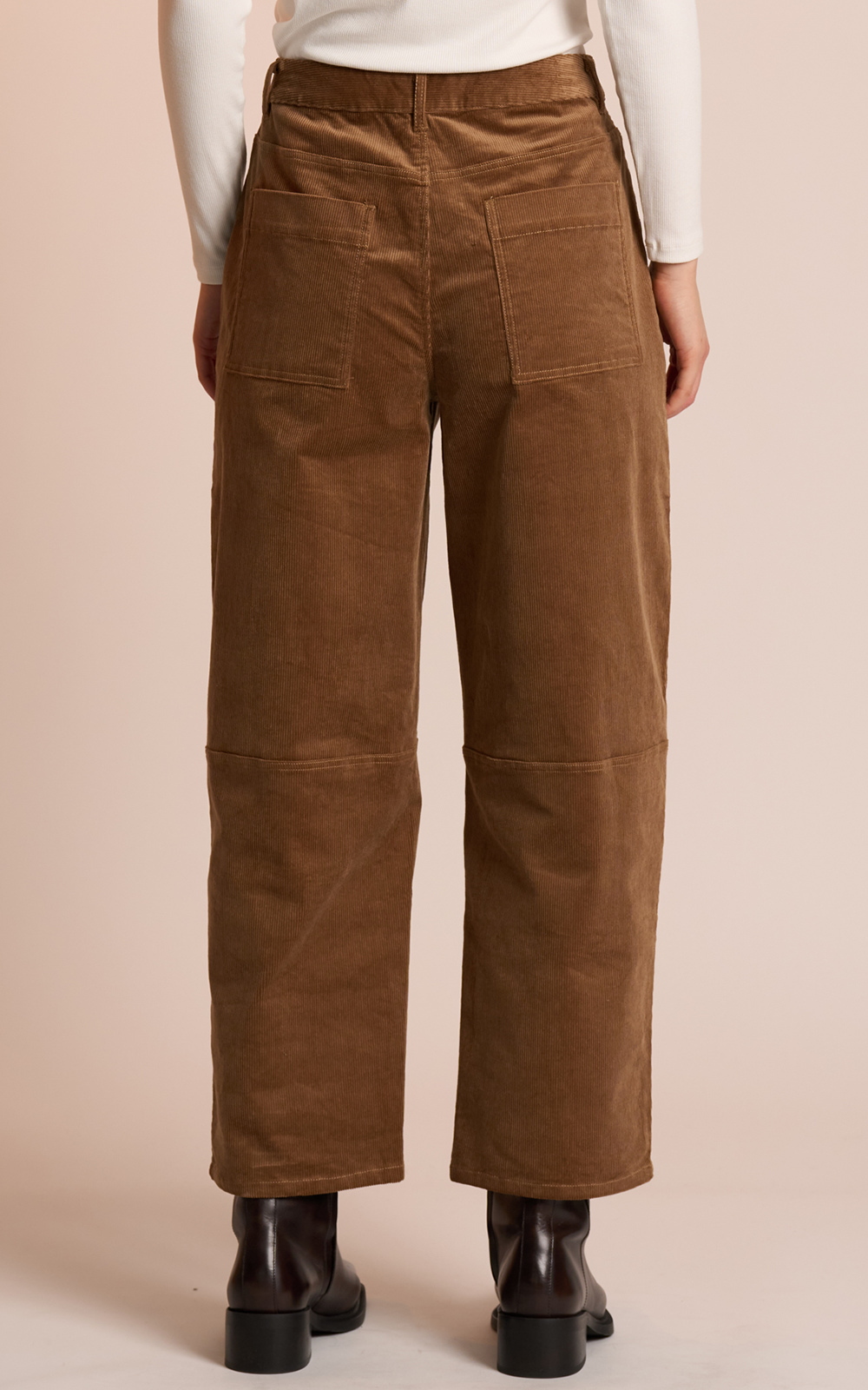 Dakota Pant product photo.
