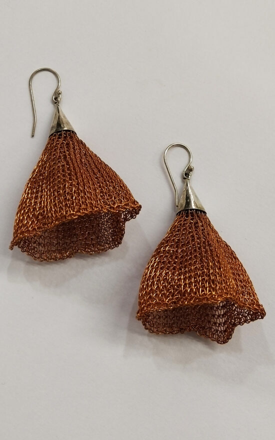 Flower Drop Earring product photo.
