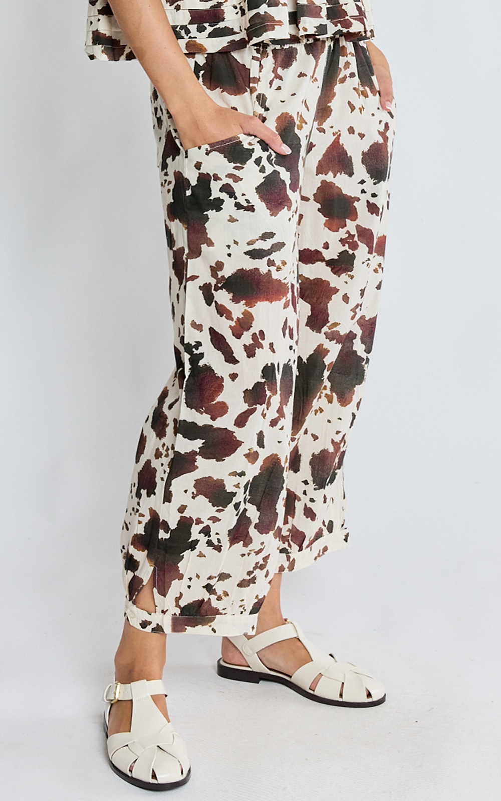 Sylvie Balloon Pant product photo.