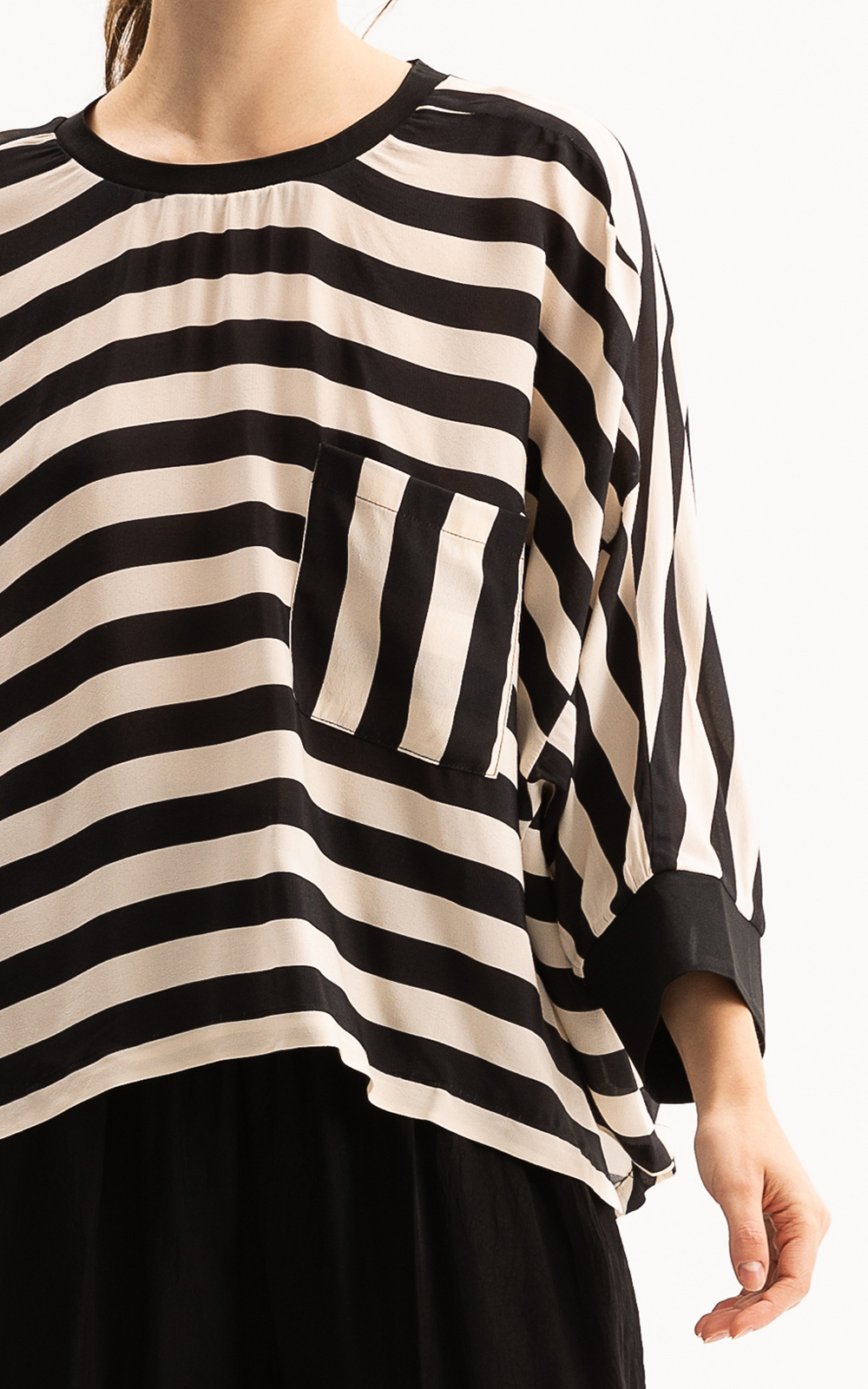 Arden Top product photo.