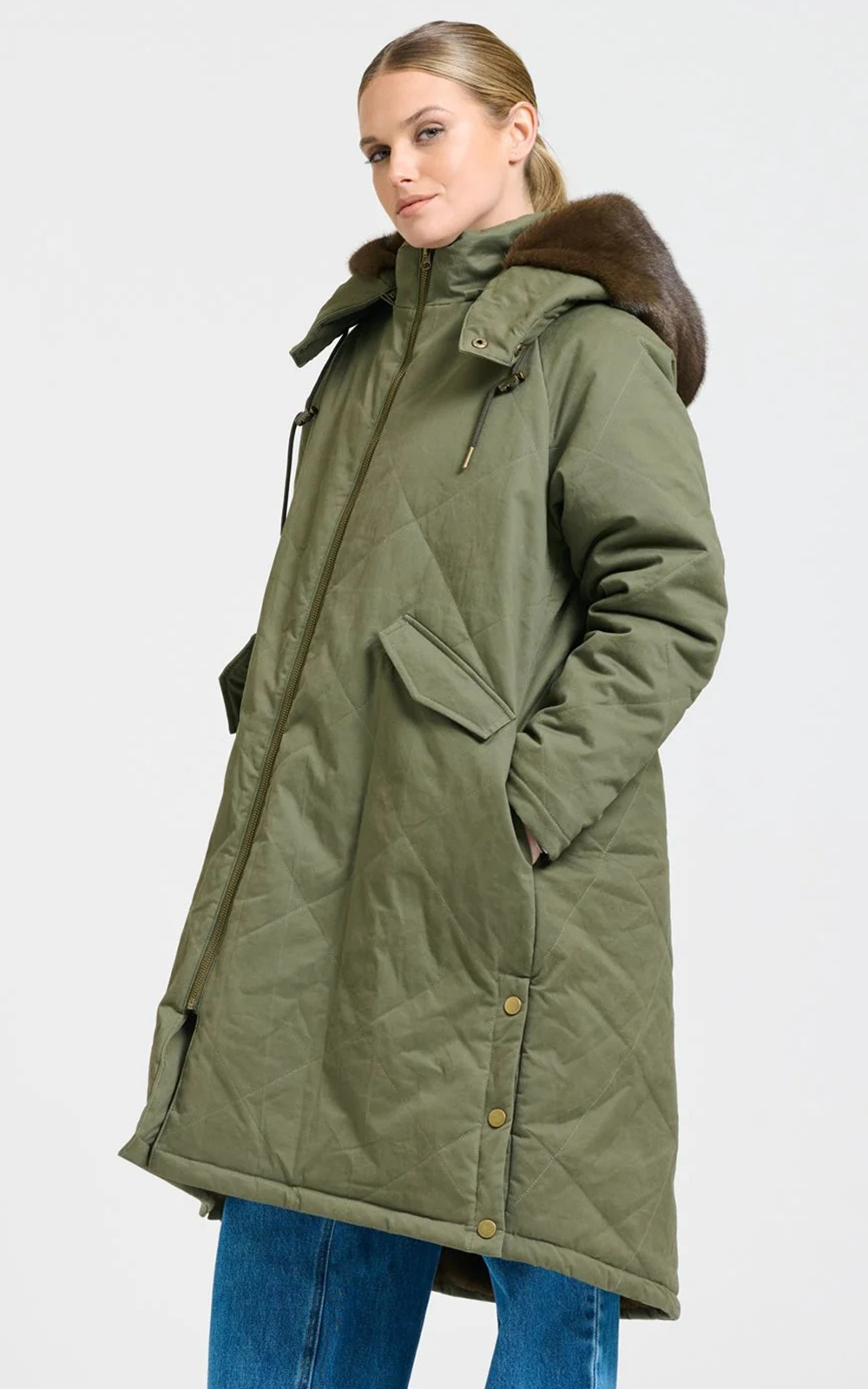 The Aspen Coat product photo.
