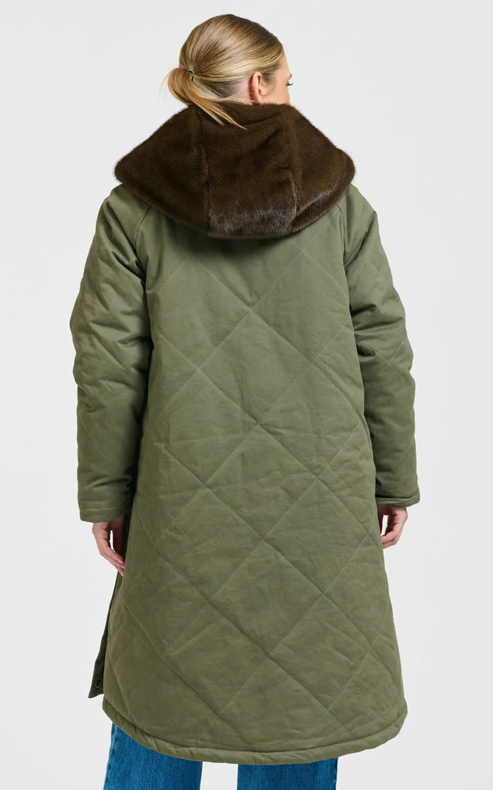 The Aspen Coat product photo.