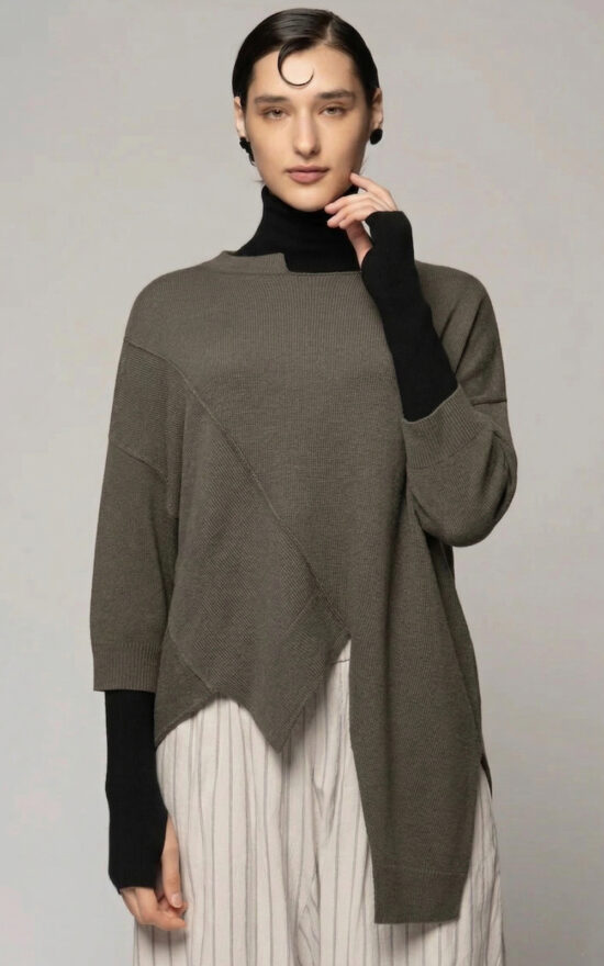 Rin Top product photo.