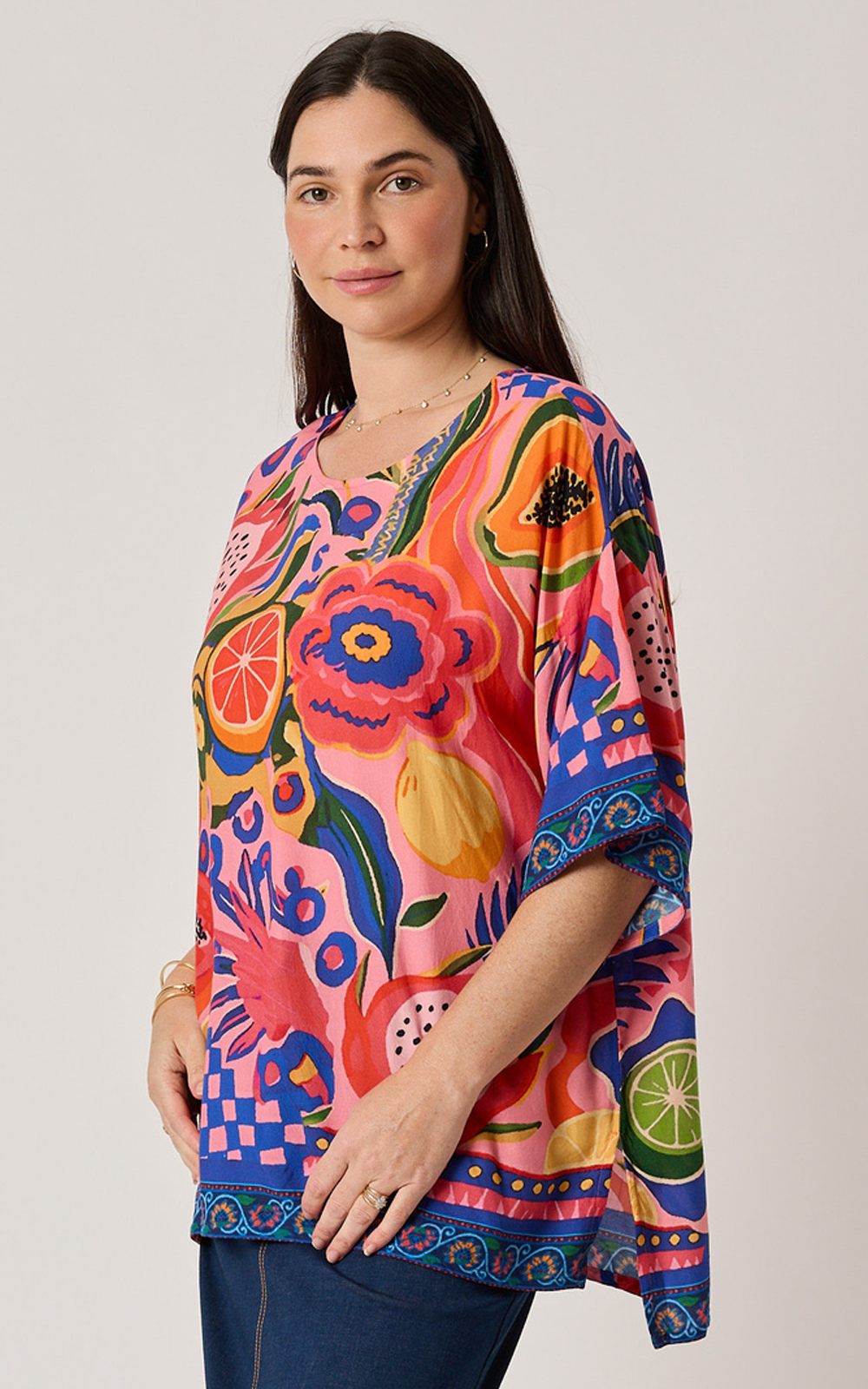 Violina Wide Tee product photo.
