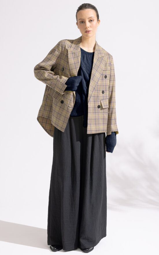 Reese Jacket product photo.