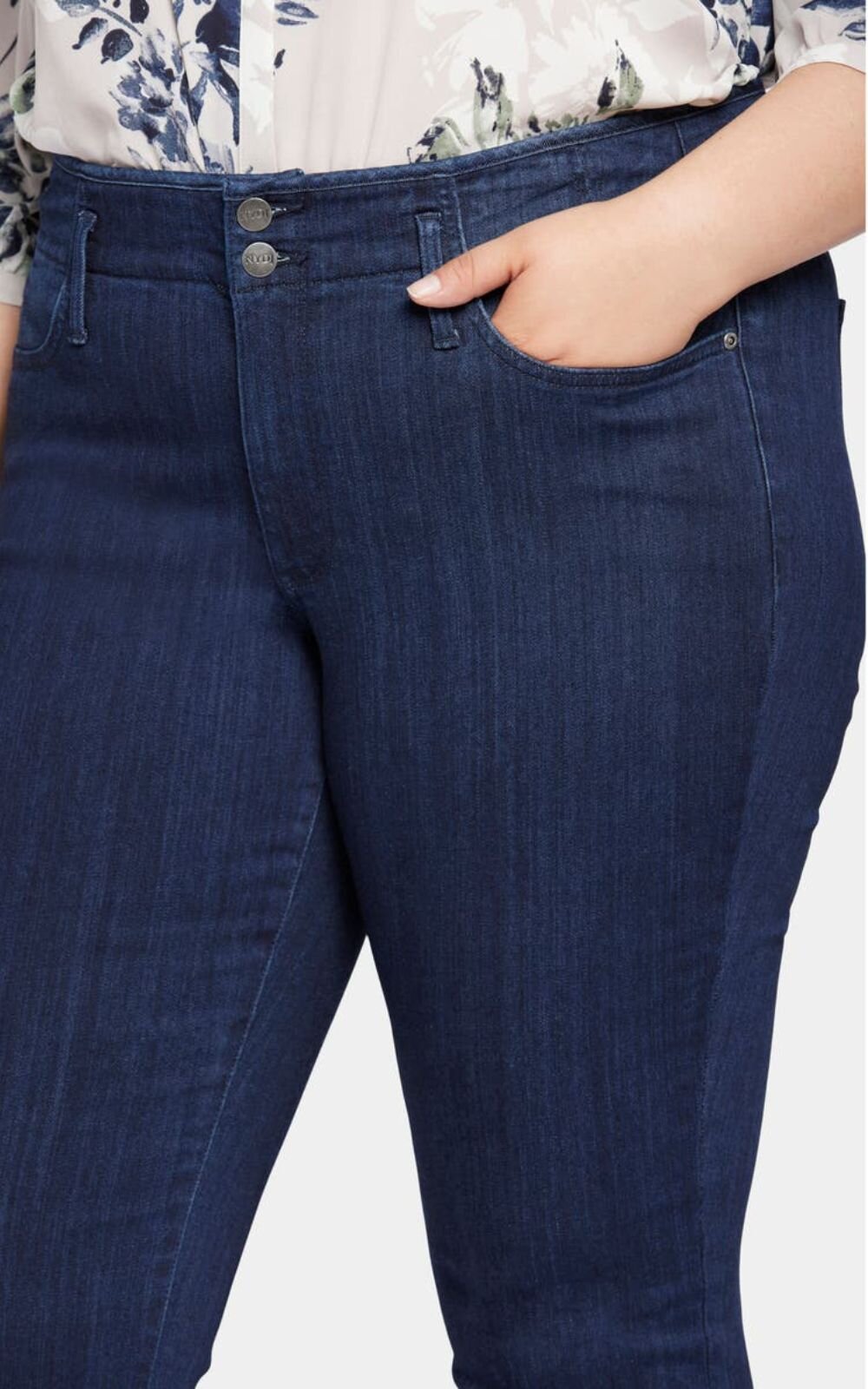 Womens Ami Skinny Hollywood Wb product photo.