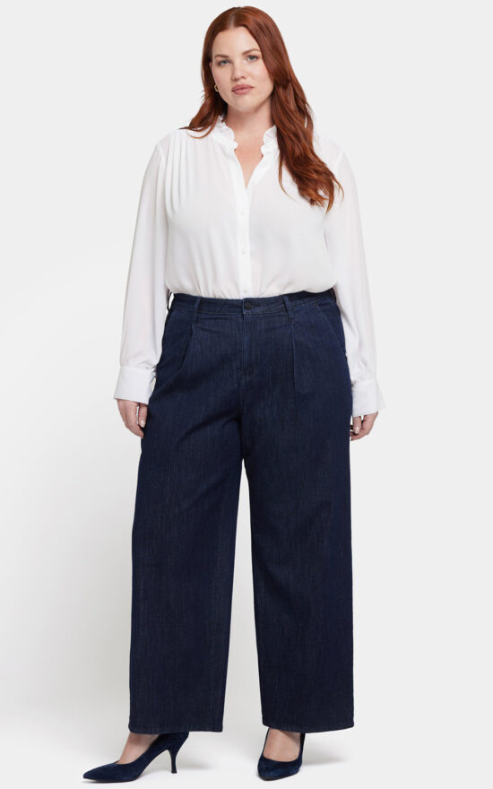 Womens Teresa Wide Leg Ankle With Pleats product photo.