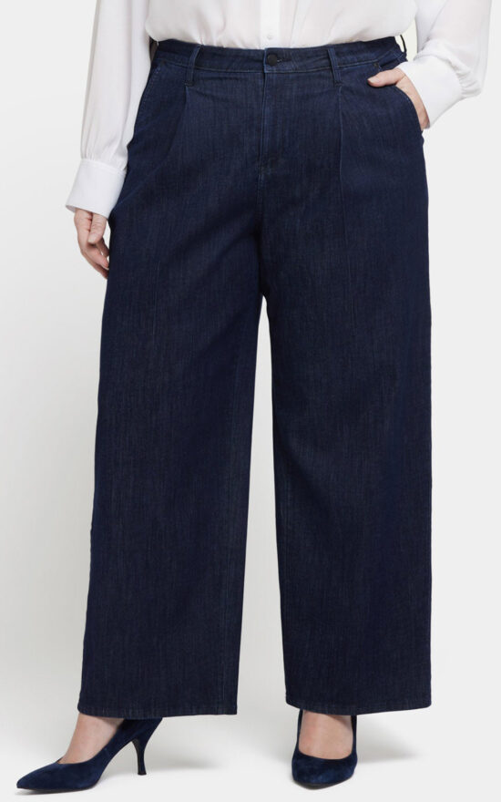 Womens Teresa Wide Leg Ankle With Pleats product photo.