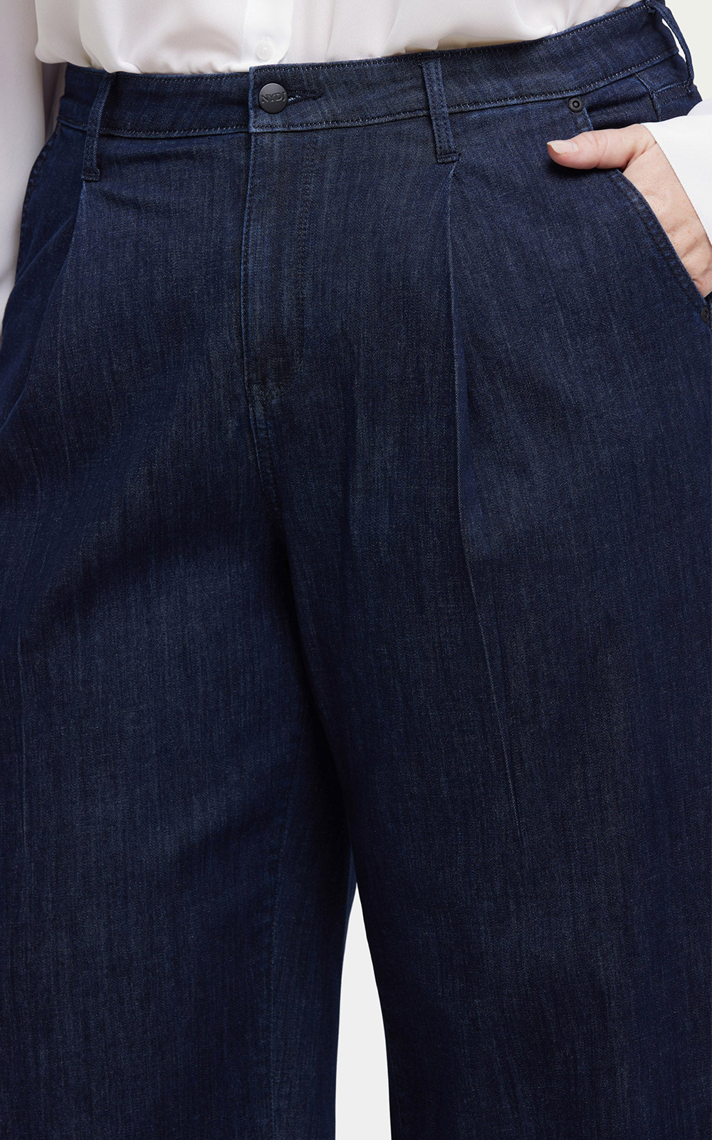 Womens Teresa Wide Leg Ankle With Pleats product photo.
