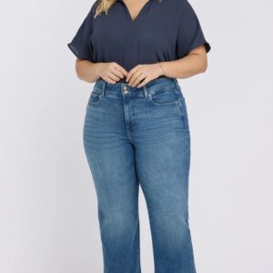 Womens Bailey Hi-rise Relaxed Straight Crop Jean