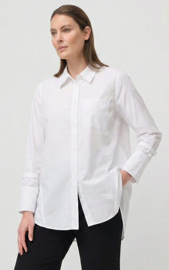 Essential Poplin Shirt  product photo.