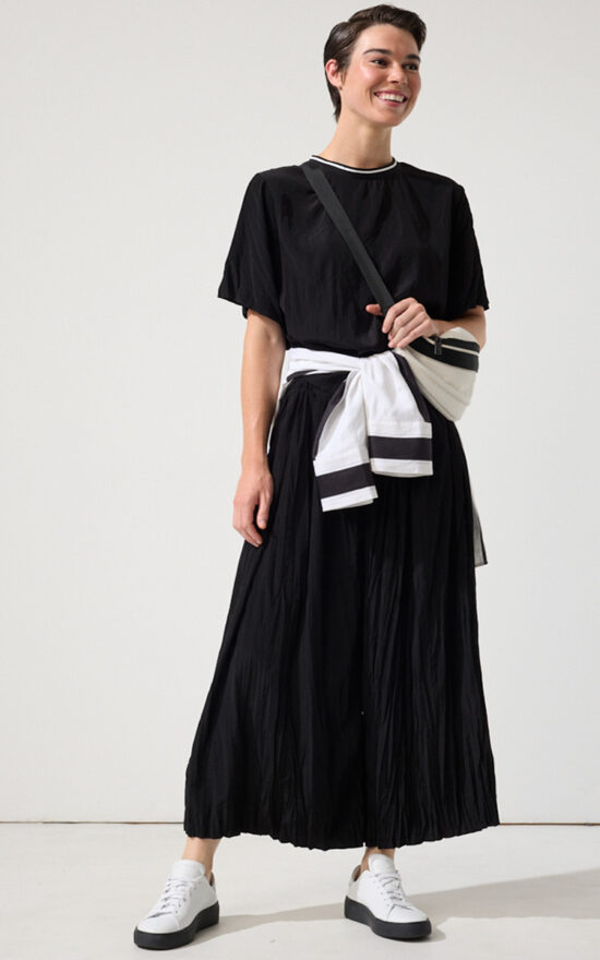 Crushed Travel Skirt product photo.