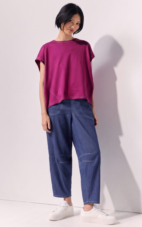 Cocoon Tee product photo.
