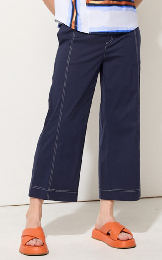 Essential Wide Leg Pant product photo.