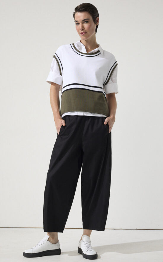Soft Barrel Leg Pant product photo.