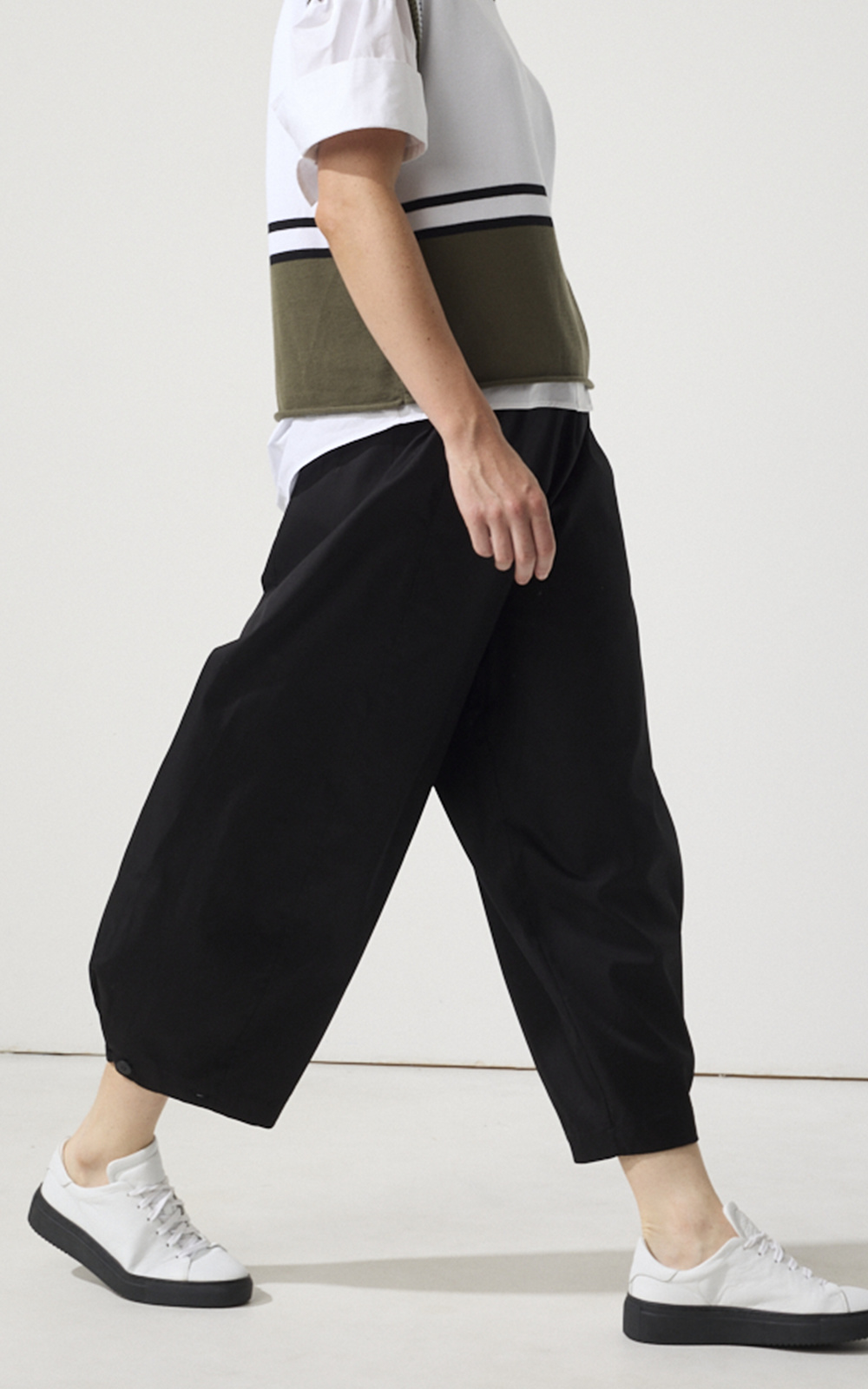 Soft Barrel Leg Pant product photo.