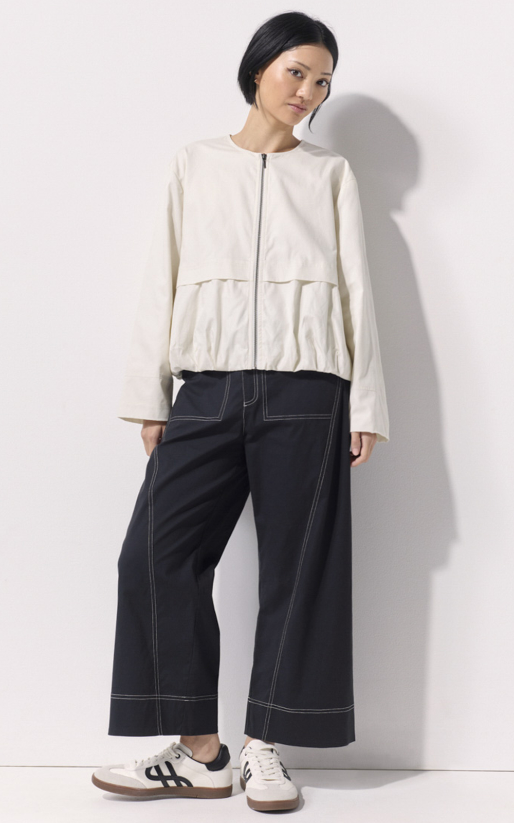 Essential Wide Leg Pant product photo.