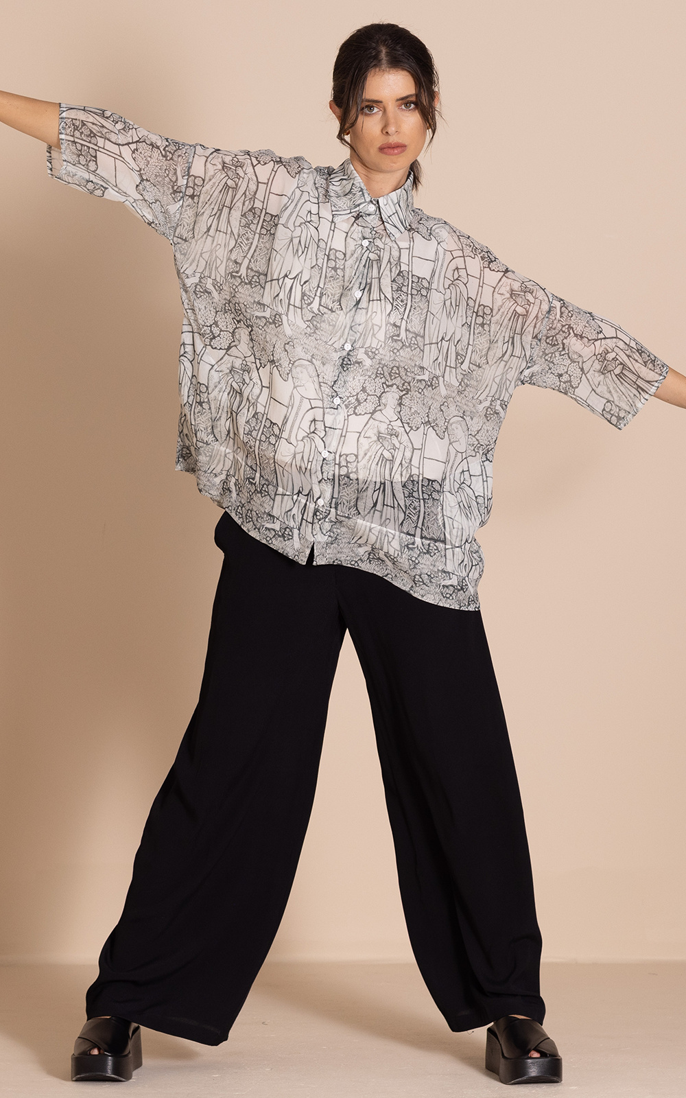 Barefoot In The Park Box Shirt product photo.