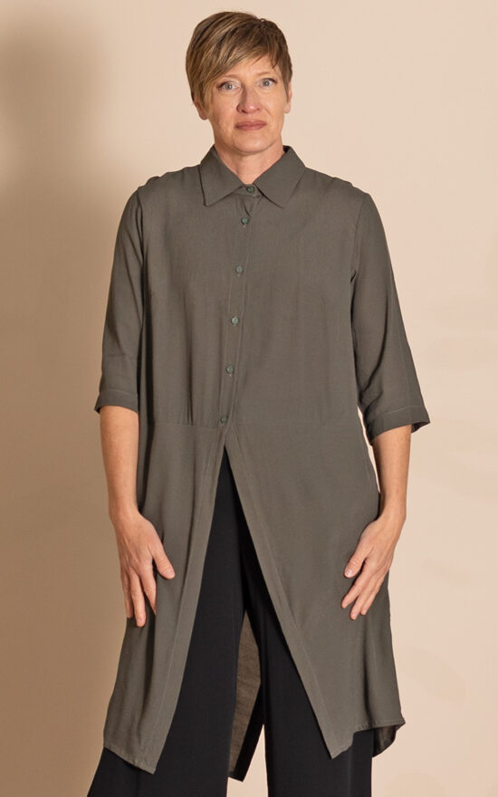 Crepe Long Envelope Shirt product photo.