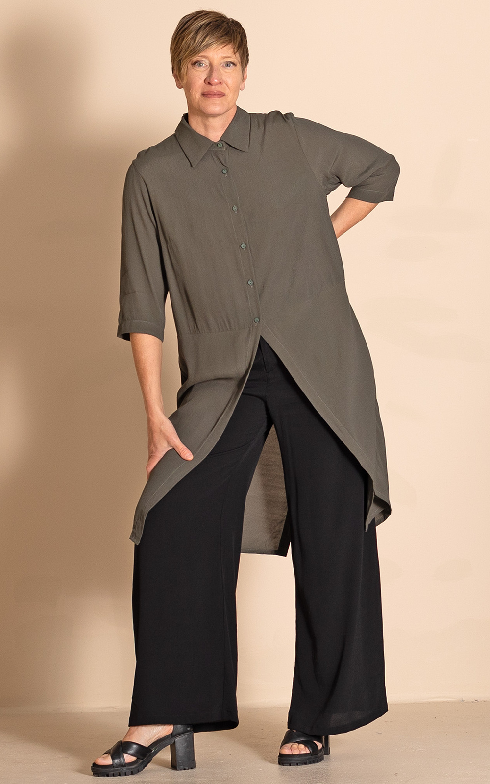 Crepe Long Envelope Shirt product photo.