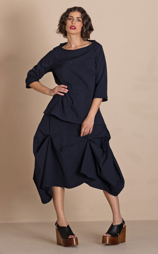 Tabinet Pleat Tee Top product photo.
