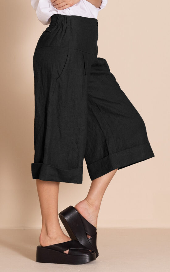 Lulu Plus Fours product photo.