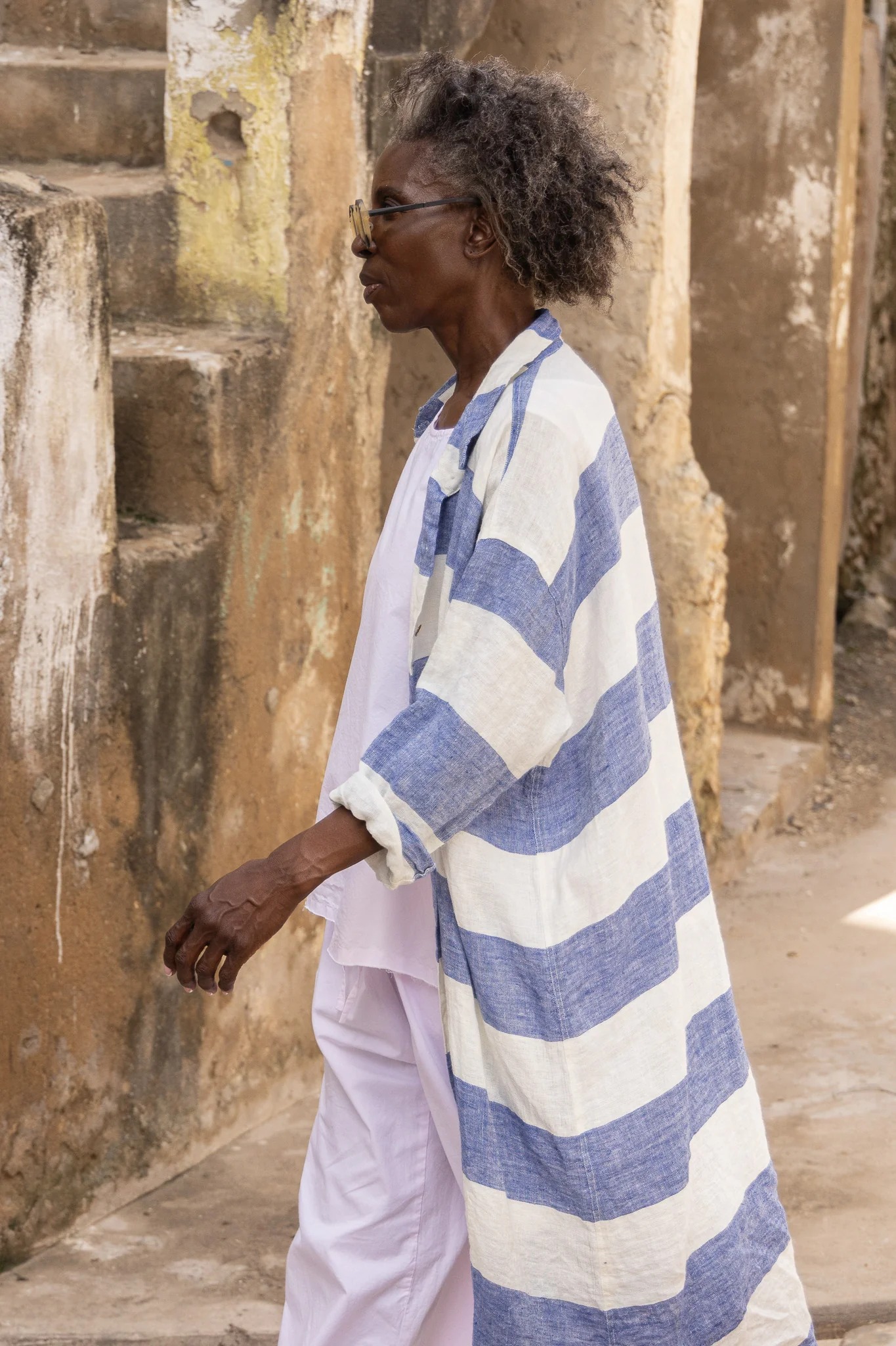 Zawadi Jacket Linen product photo.