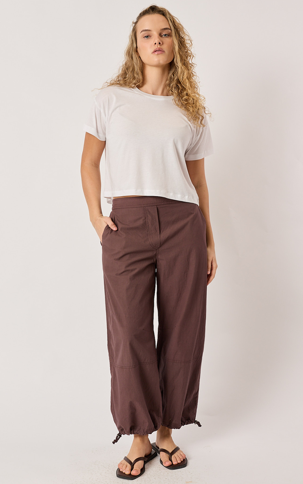 Zuri Pant product photo.