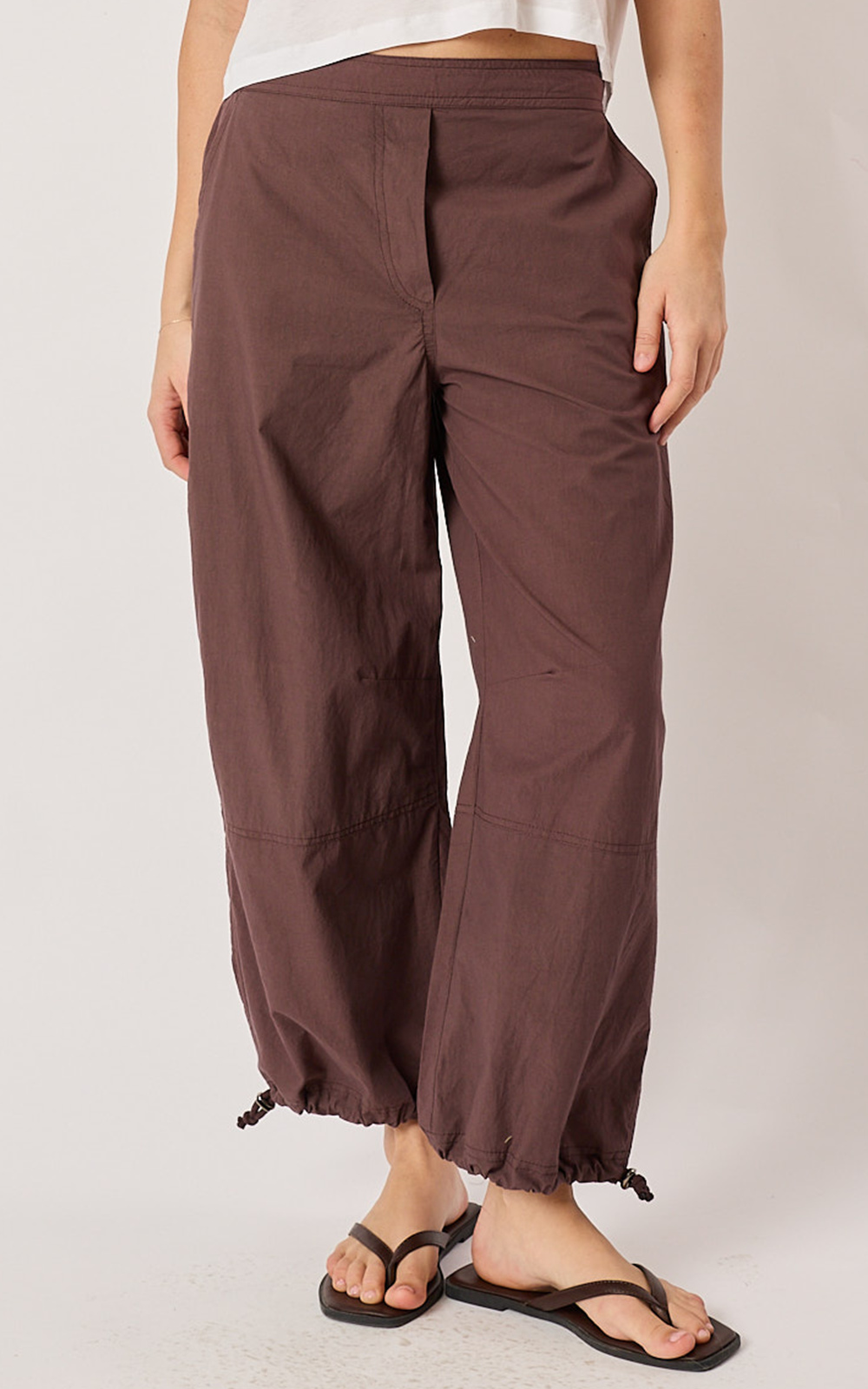 Zuri Pant product photo.